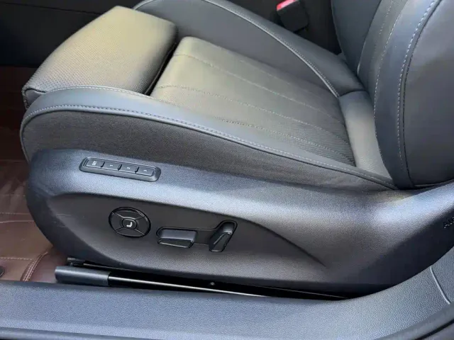 Volkswagen Passat — Фото автомобиля 8