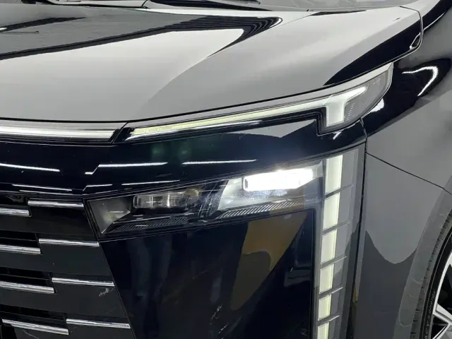 GAC Trumpchi E8 — Фото автомобиля 8
