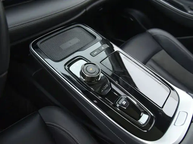 GAC Aion S Plus — Фото автомобиля 11