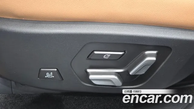 Hyundai Santa Fe MX5 — Фото автомобиля 29