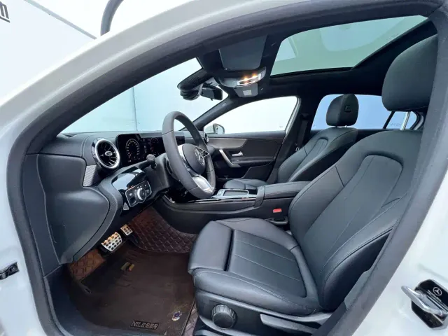Mercedes-Benz A-Class — Фото автомобиля 9