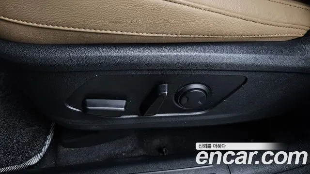 Kia Sorento Новый Sorento 4 поколение Бензин 2.5T 2WD — Фото автомобиля 25