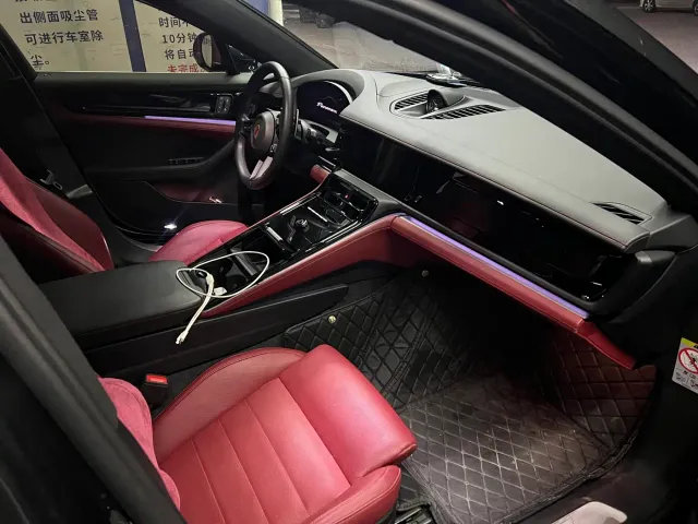 Porsche Panamera — Фото автомобиля 7