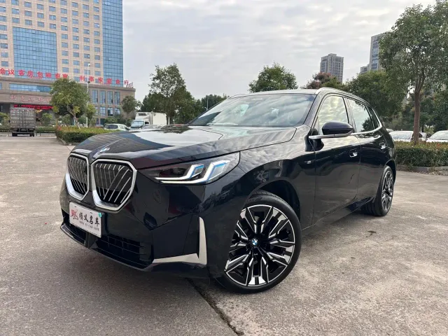Фотография автомобиля — BMW X3