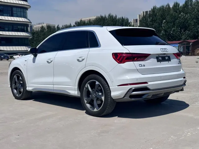 Audi Q3 — Фото автомобиля 8