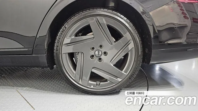 Genesis G90 RS4 — Фото автомобиля 20