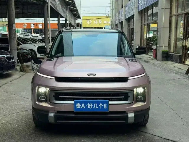 Geely ICON — Фото автомобиля 2