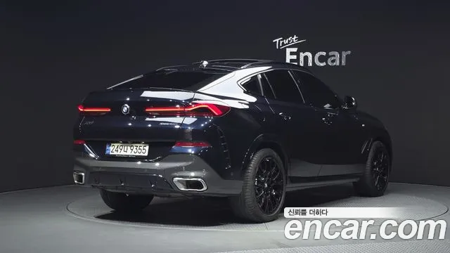BMW X6 xDrive40i M Sport — Фото автомобиля 2