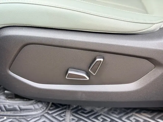 Deepal S07 — Фото автомобиля 12