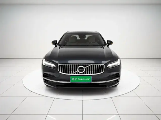 Volvo S90 — Фото автомобиля 2
