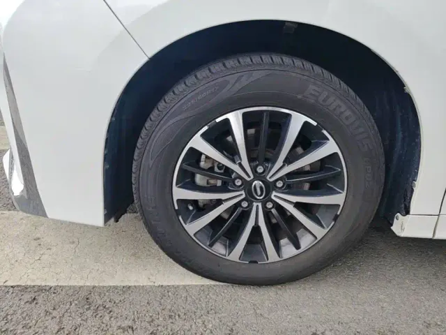 GAC Trumpchi M8 — Фото автомобиля 24