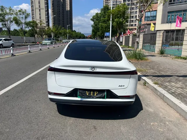 Changan Qiyuan A07 — Фото автомобиля 8
