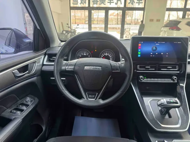 Haval M6 — Фото автомобиля 16