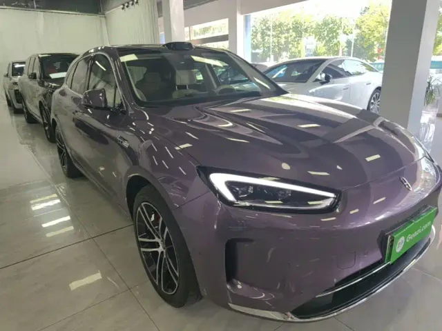 Aito M5 — Фото автомобиля 3