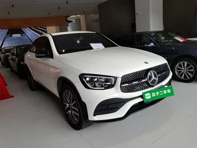 Mercedes-Benz GLC Coupe — Фото автомобиля 3