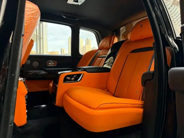 Rolls-Royce Cullinan — Фото автомобиля 20