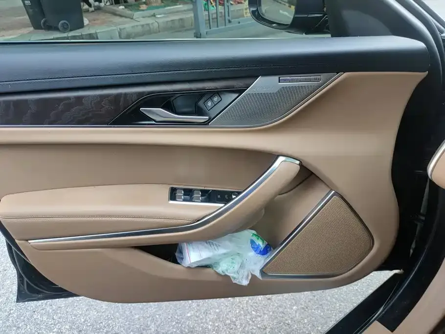 Jaguar Jaguar XFL 2024 2.0T P250 2WD Premium Luxury — Фото автомобиля 7
