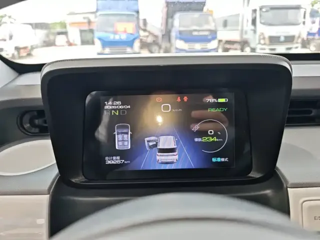 Wuling Hongguang Mini EV — Фото автомобиля 3