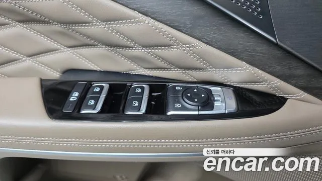 Kia K8 — Фото автомобиля 11