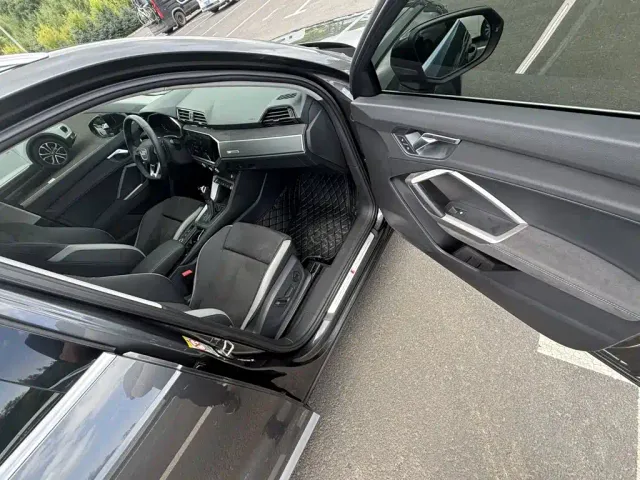 Audi Q3 — Фото автомобиля 11
