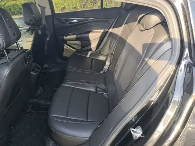 Buick Regal — Фото автомобиля 16