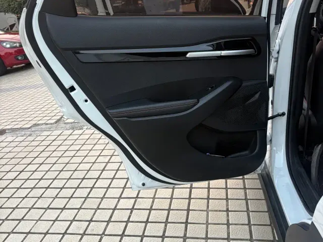 Kia Seltos — Фото автомобиля 11