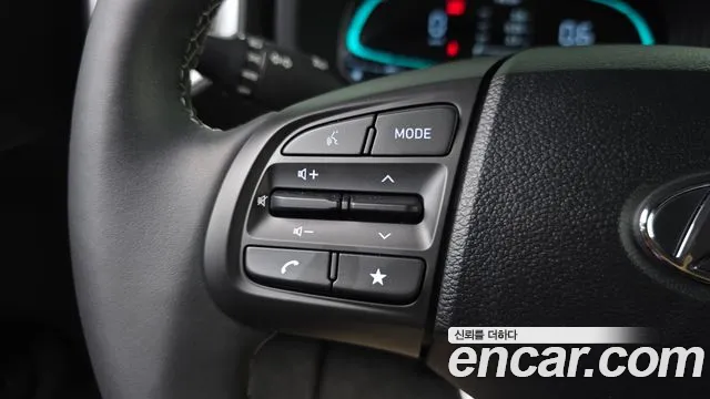 Hyundai Venue — Фото автомобиля 29