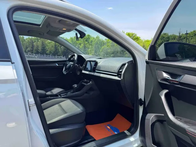 Skoda Karoq — Фото автомобиля 10