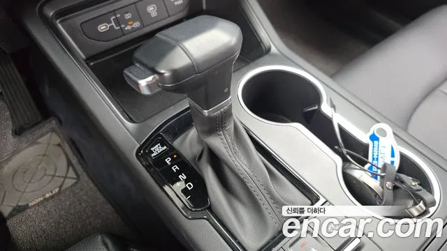 Kia K5 Новый K5 3 поколение 2.0 LPi(Для проката) — Фото автомобиля 9