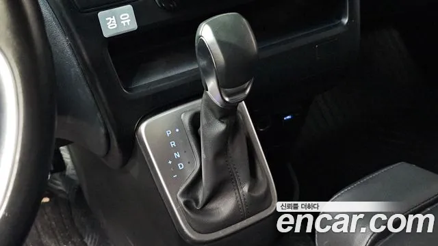 Hyundai Staria — Фото автомобиля 9
