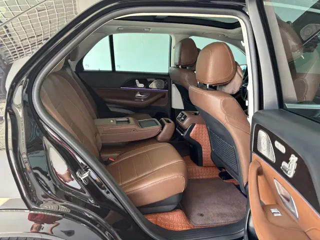 Mercedes-Benz GLE-Class — Фото автомобиля 20