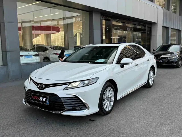 Фотография автомобиля — Toyota Camry