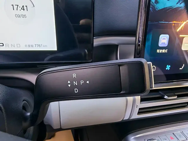 BYD FangChengBao Titanium 7 — Фото автомобиля 20