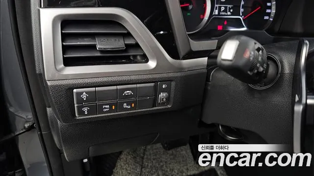 KGM Korando Beautiful — Фото автомобиля 28