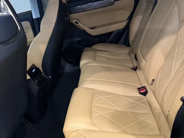 Leapmotor Leapmotor C11 2024 Extended Range 300 Premium Edition — Фото автомобиля 12