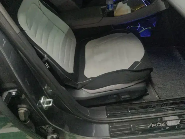 Roewe M7 DMH — Фото автомобиля 8