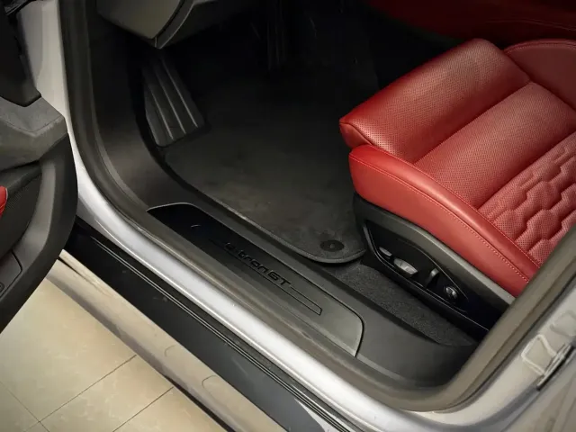 Audi RS e-tron GT — Фото автомобиля 8