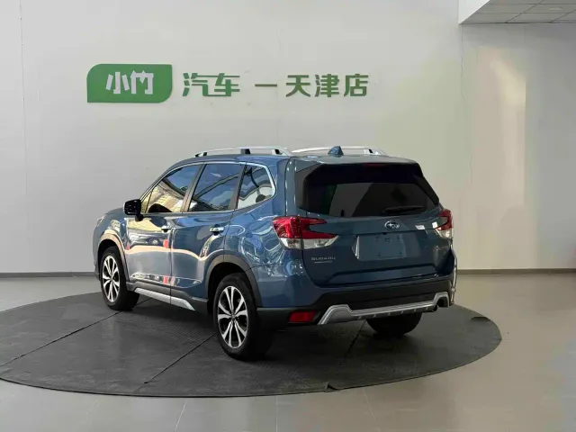 Subaru Forester — Фото автомобиля 4