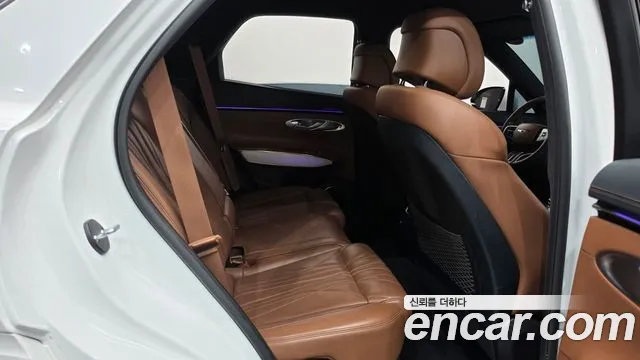 Genesis GV70 2.5T Бензин AWD — Фото автомобиля 16