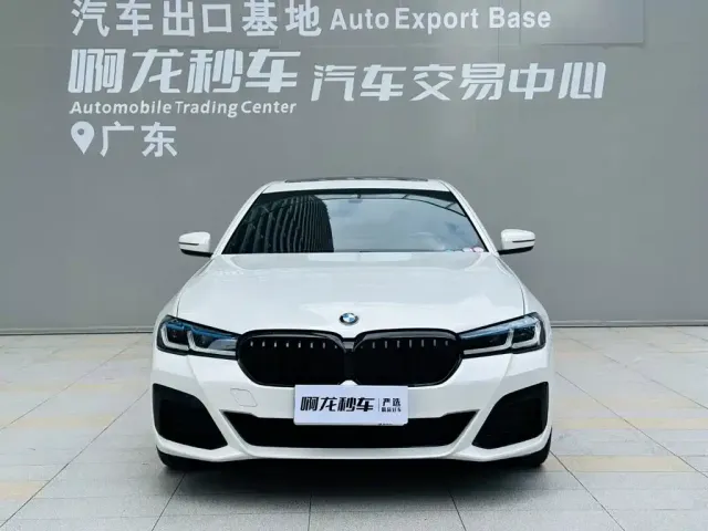 BMW BMW 5 Series 2022 Model Second Facelift 530Li Leading M Sport Package — Фото автомобиля 2