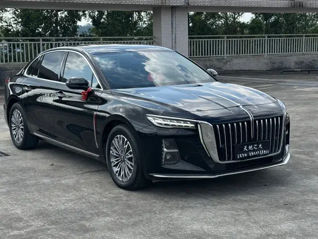 Hongqi H5 — Фото автомобиля 3