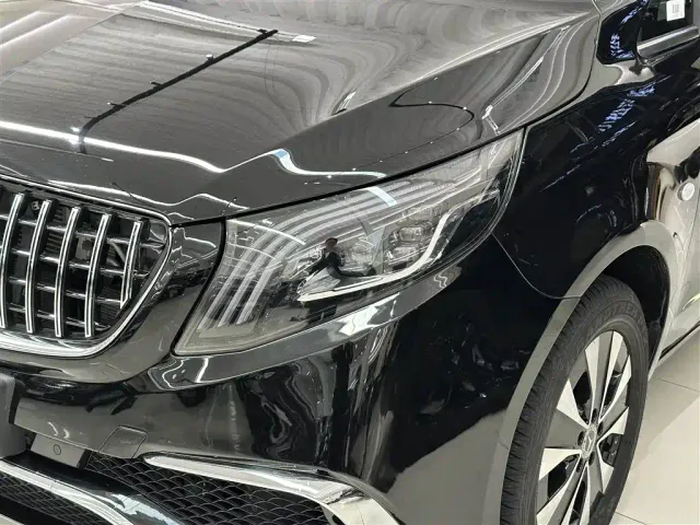 Mercedes-Benz Vito — Фото автомобиля 4