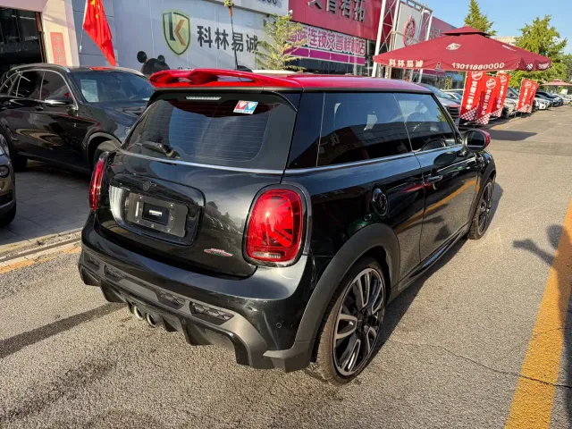 MINI John Cooper Works — Фото автомобиля 6