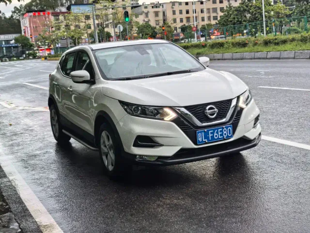 Фотография автомобиля — Nissan Qashqai