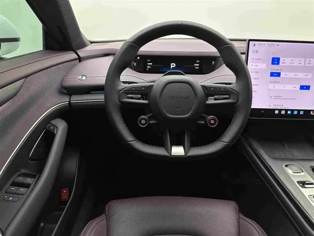 Xiaomi SU7 — Фото автомобиля 10