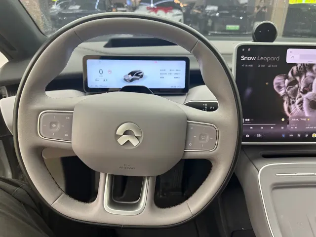 Nio ET5 Touring — Фото автомобиля 6