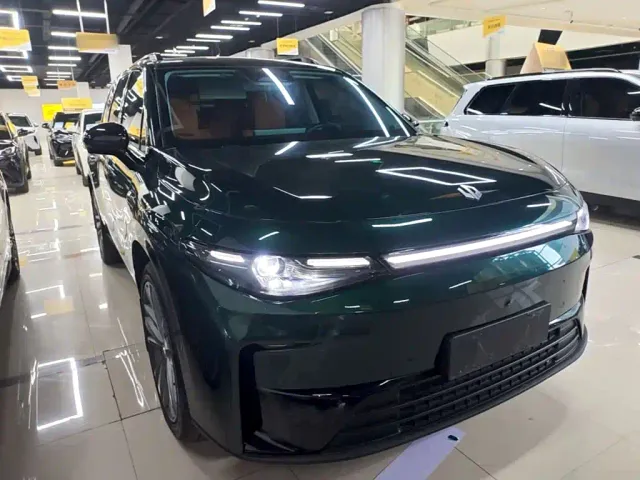 Leapmotor C16 — Фото автомобиля 3