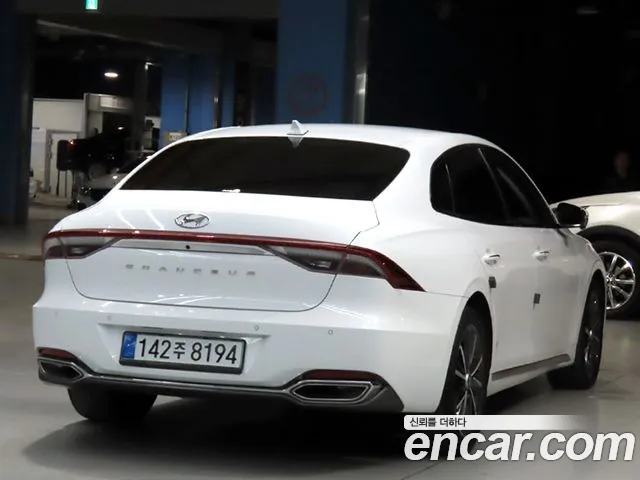 Hyundai Grandeur New — Фото автомобиля 4
