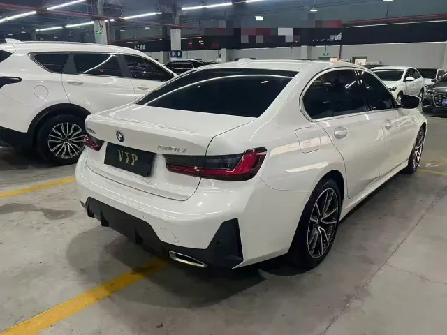 BMW 3 Series — Фото автомобиля 10