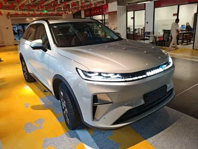 Haval Xiaolong MAX — Фото автомобиля 3